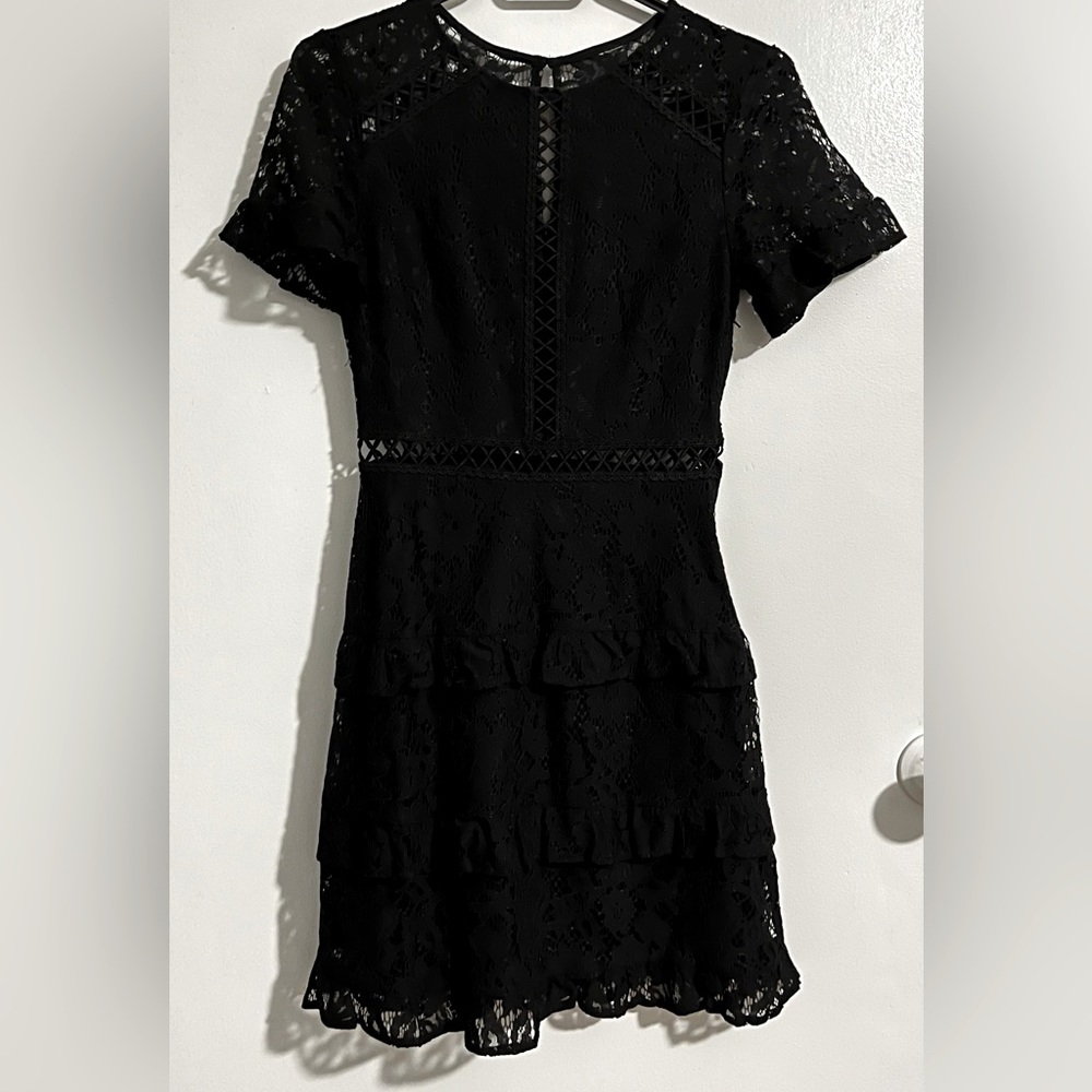 H&M black cutout/lace dress. Size 2-4.